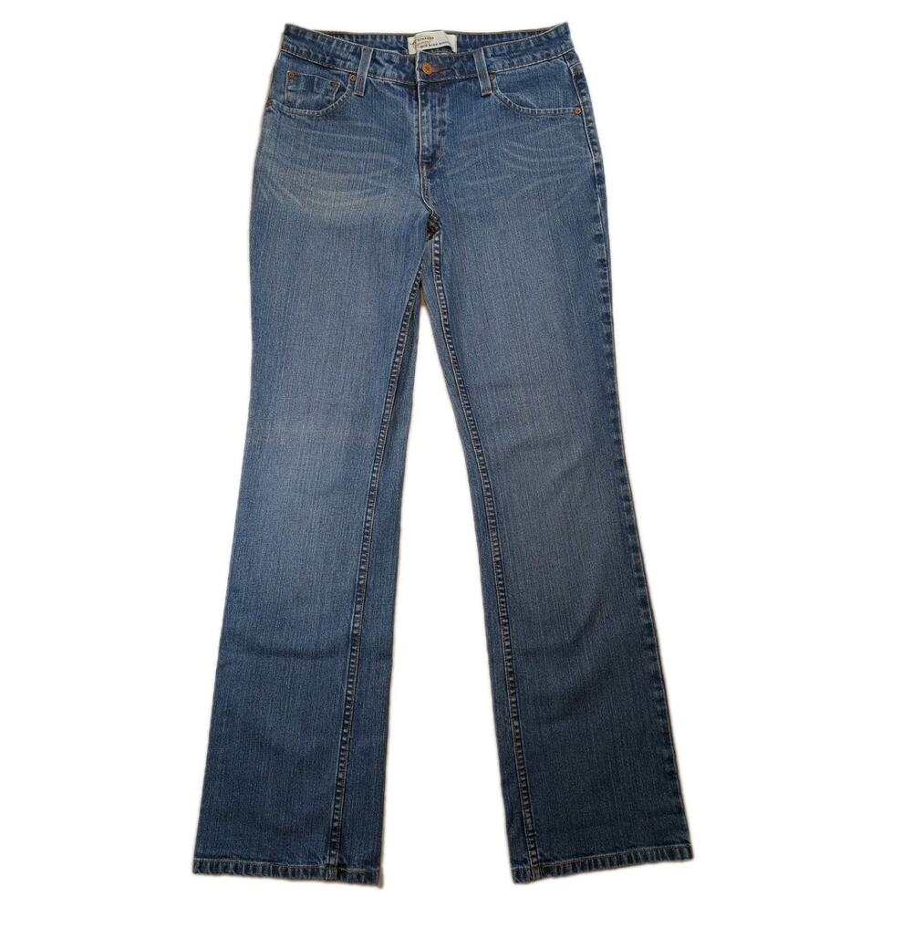Levi Strauss Signature Mid Rise Bootcut Jeans Women's 10L Medium Wash Denim